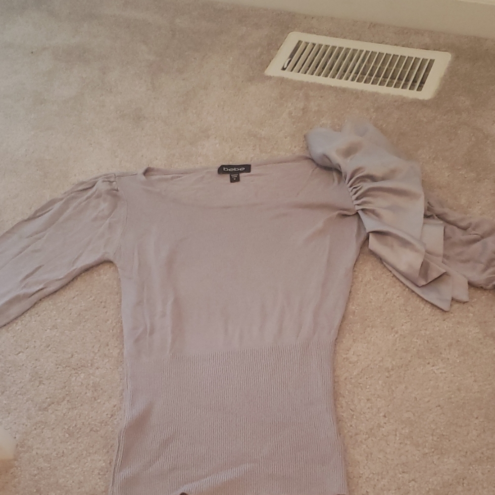 Bebe sweater